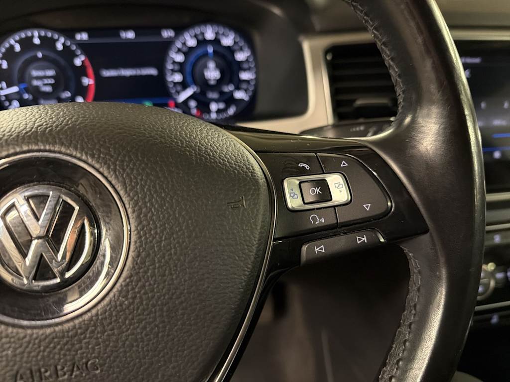 Thumbnail: 2018 Volkswagen Atlas - 30