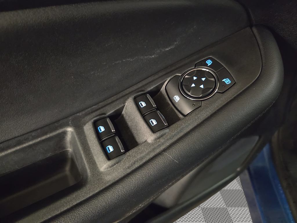 Thumbnail: 2022 Ford Edge - 23