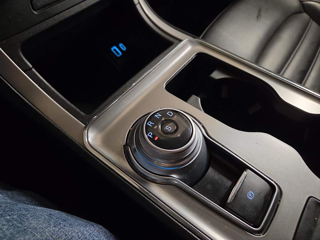 Thumbnail: 2022 Ford Edge - 33