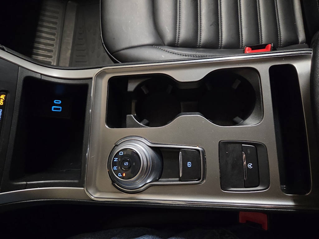 Thumbnail: 2022 Ford Edge - 14