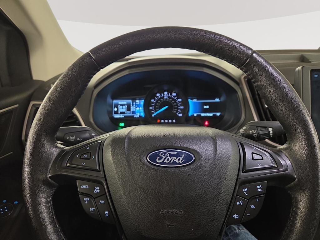 Thumbnail: 2022 Ford Edge - 9