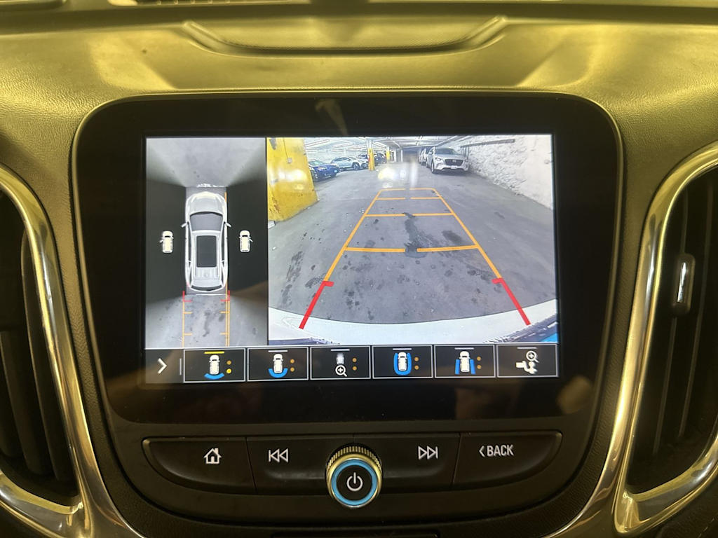 Thumbnail: 2019 Chevrolet Equinox - 14