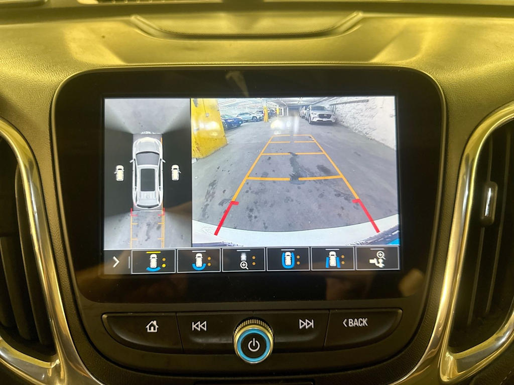 Thumbnail: 2019 Chevrolet Equinox - 15