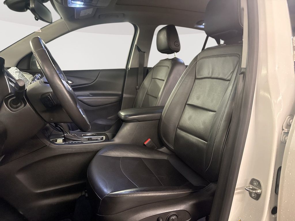 Thumbnail: 2019 Chevrolet Equinox - 12