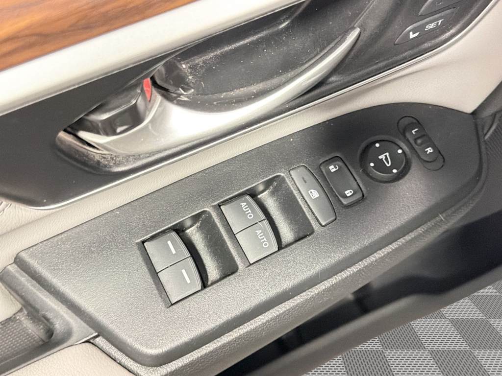 Thumbnail: 2021 Honda CR-V - 28