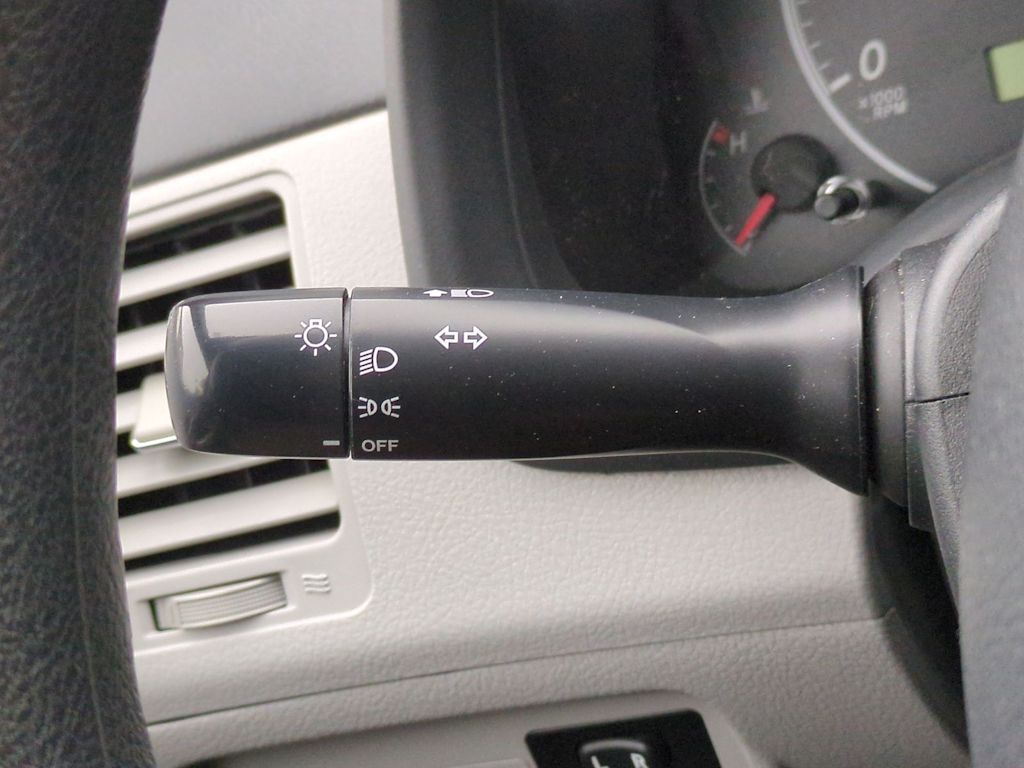 Thumbnail: 2013 Toyota Corolla - 15