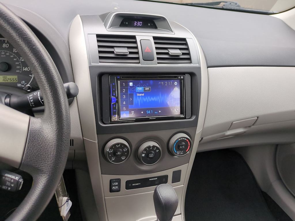 Thumbnail: 2013 Toyota Corolla - 31