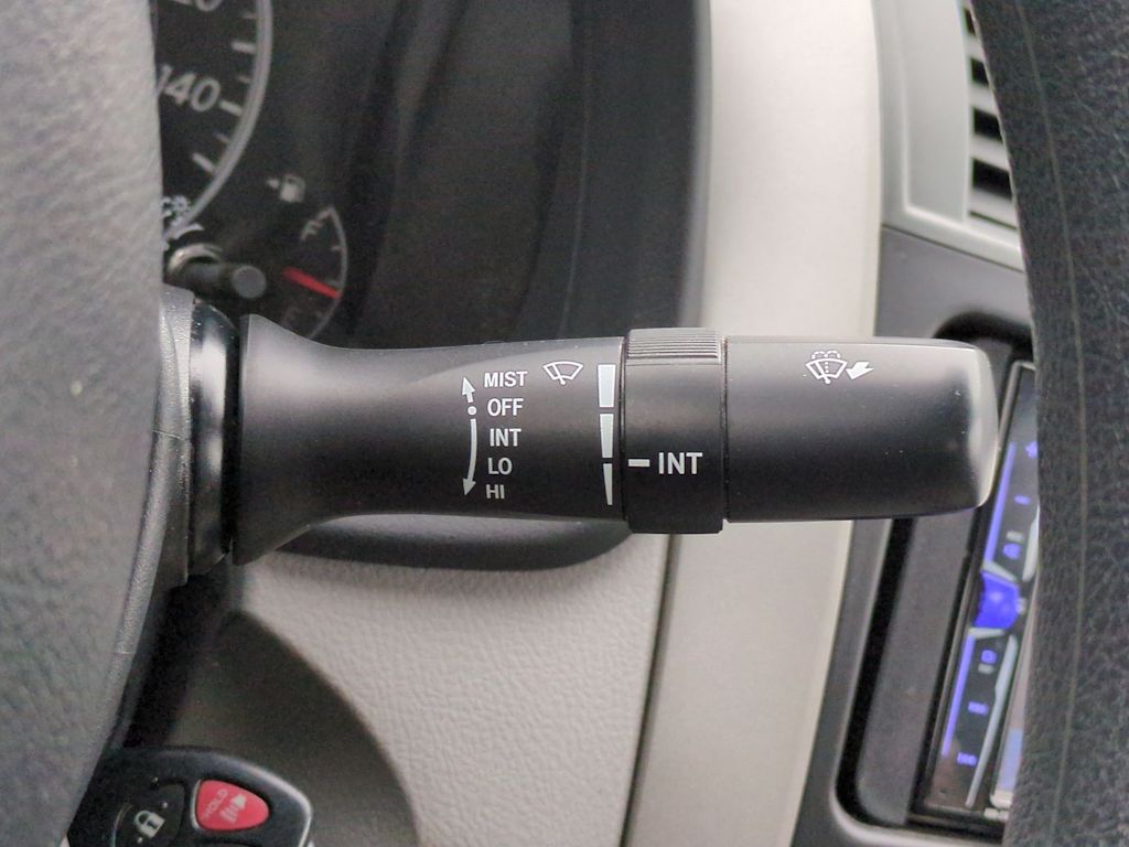 Thumbnail: 2013 Toyota Corolla - 30