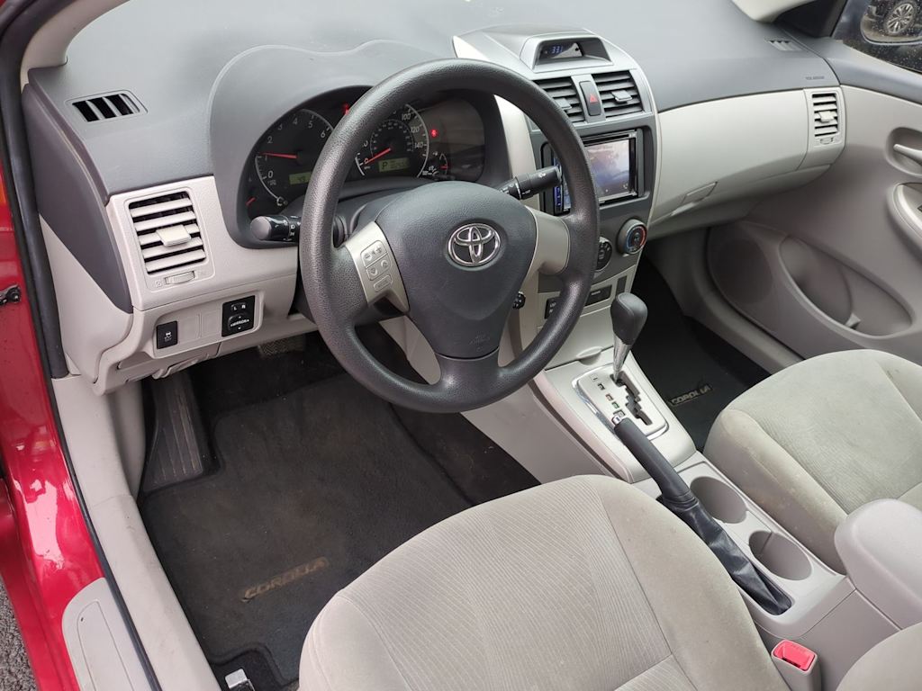 Thumbnail: 2013 Toyota Corolla - 2