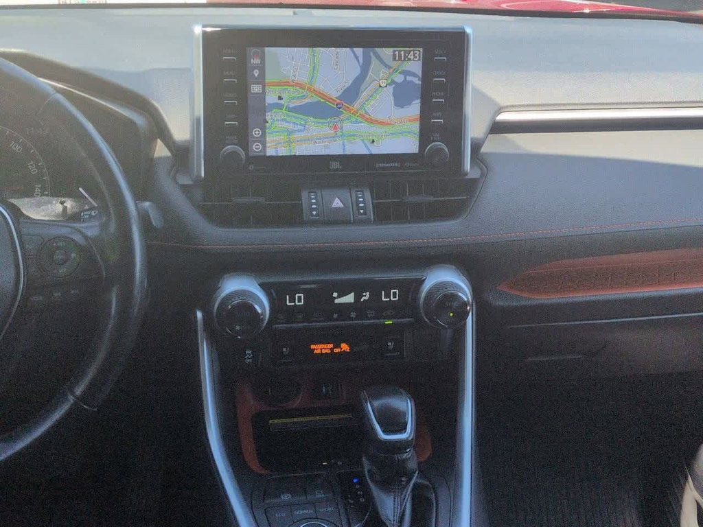Thumbnail: 2019 Toyota RAV4 - 15
