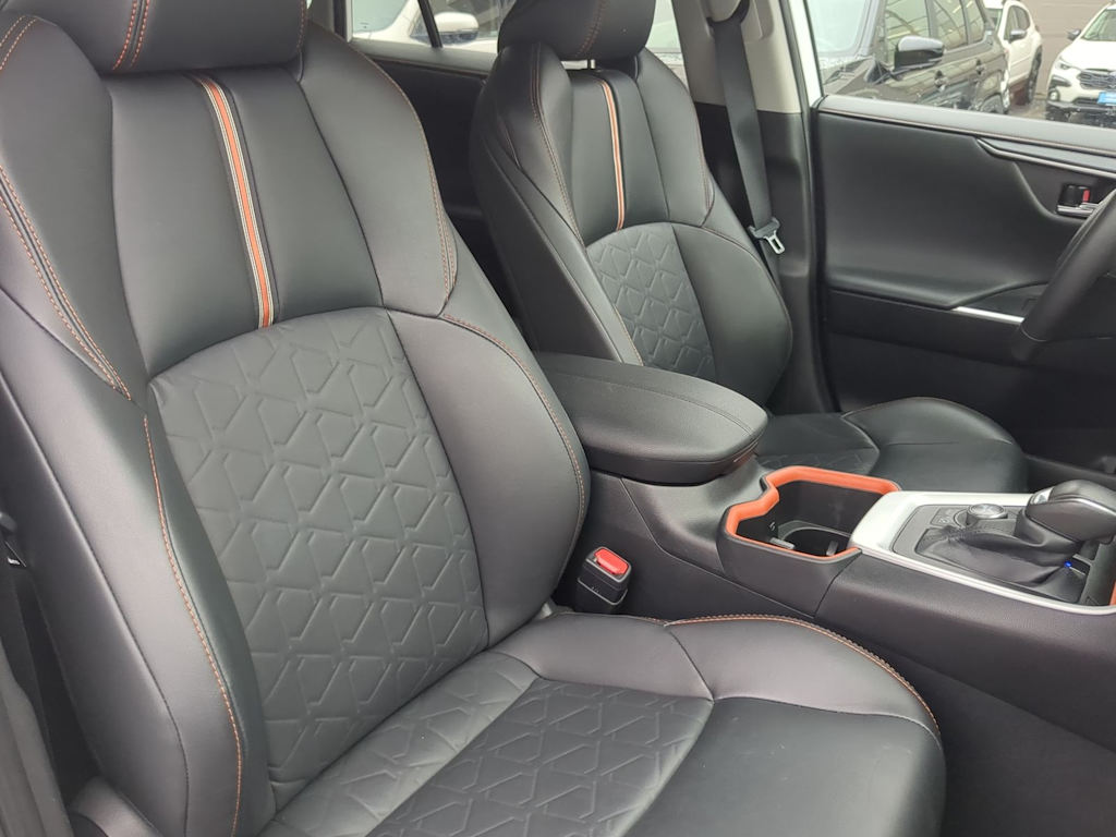 Thumbnail: 2024 Toyota RAV4 - 11