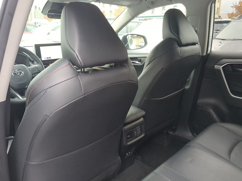 Thumbnail: 2024 Toyota RAV4 - 12