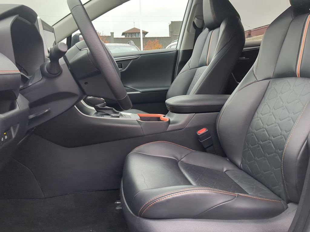 Thumbnail: 2024 Toyota RAV4 - 10