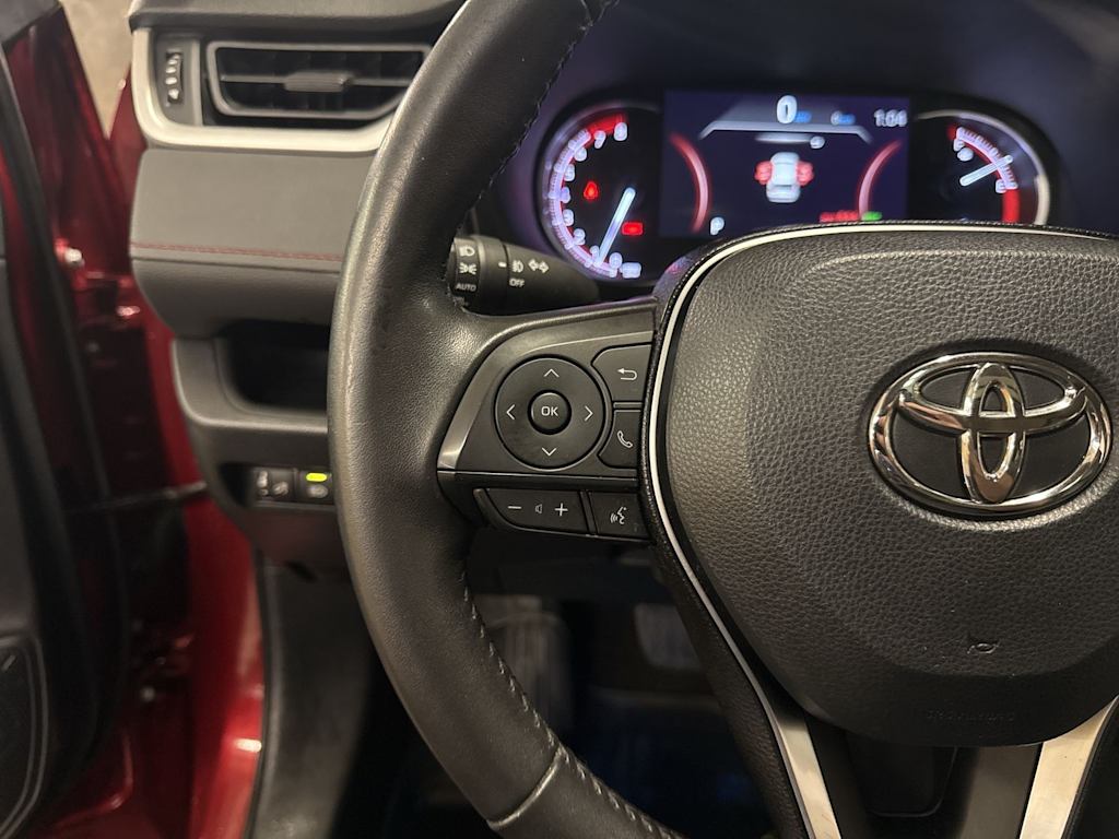 Thumbnail: 2020 Toyota RAV4 - 30