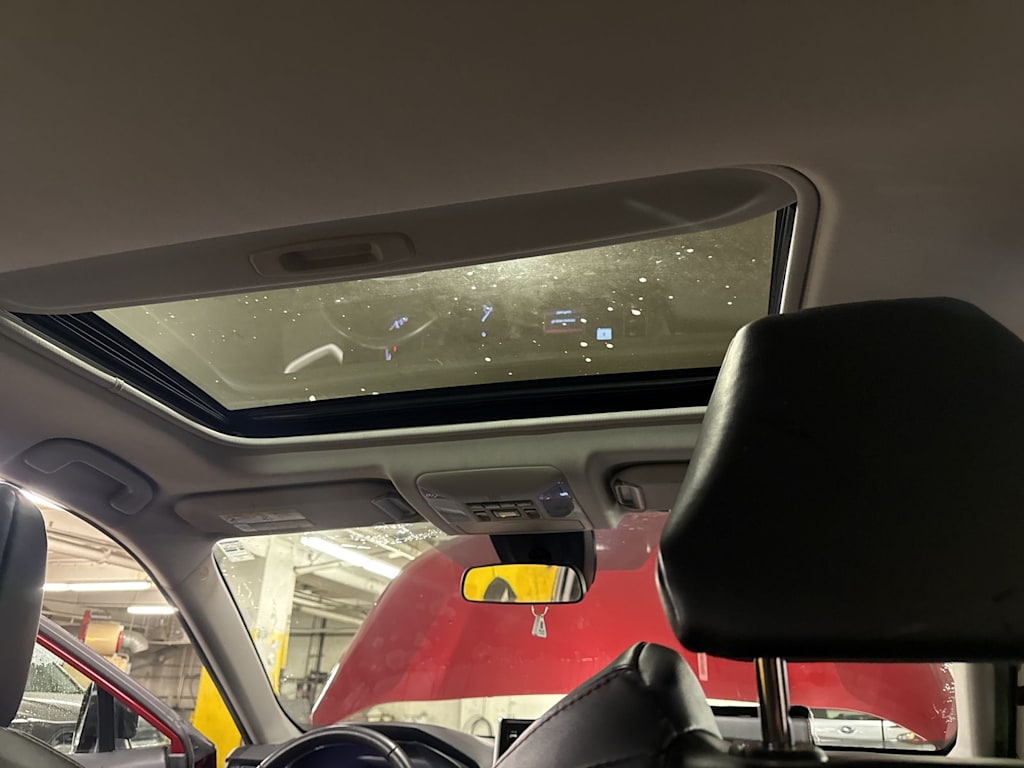 Thumbnail: 2020 Toyota RAV4 - 28