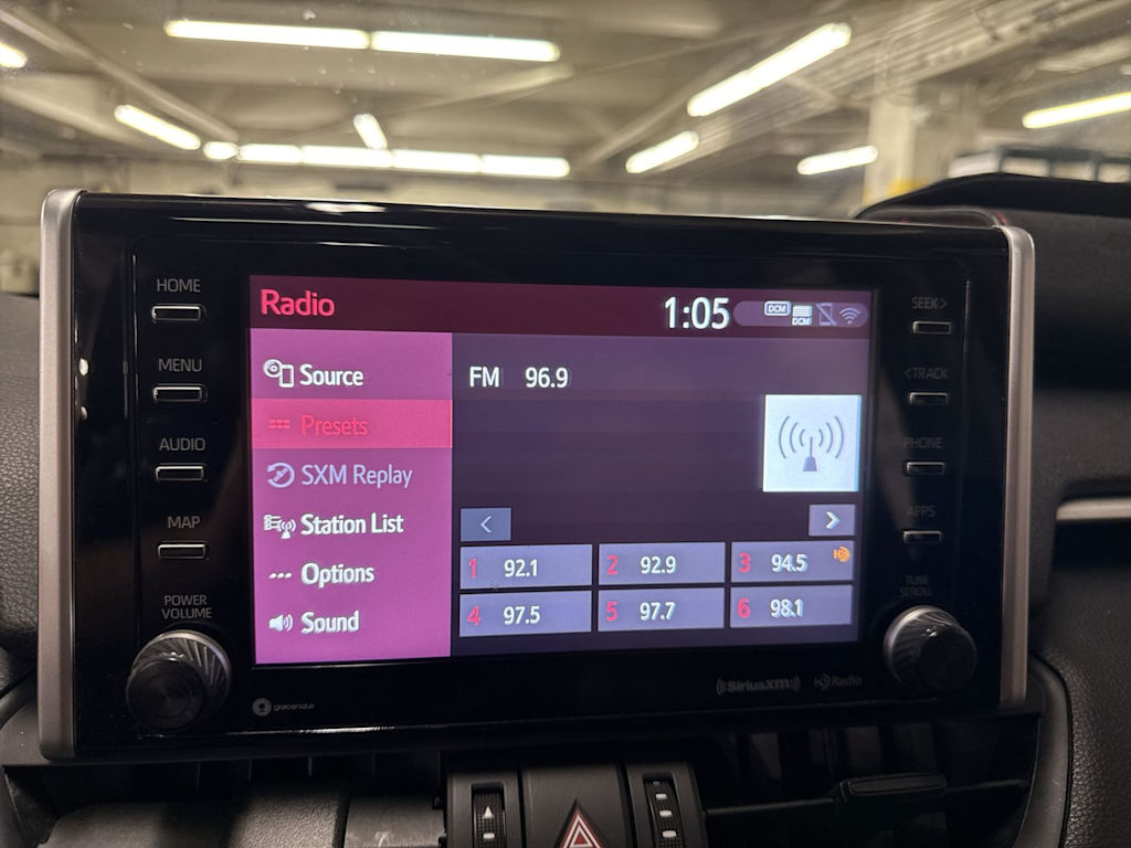 Thumbnail: 2020 Toyota RAV4 - 34