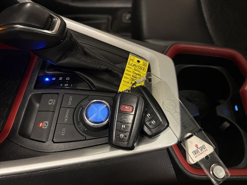 Thumbnail: 2020 Toyota RAV4 - 37