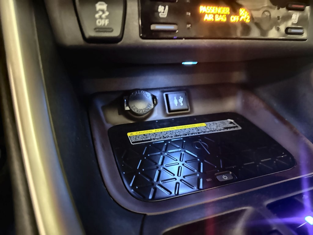 Thumbnail: 2019 Toyota RAV4 - 35