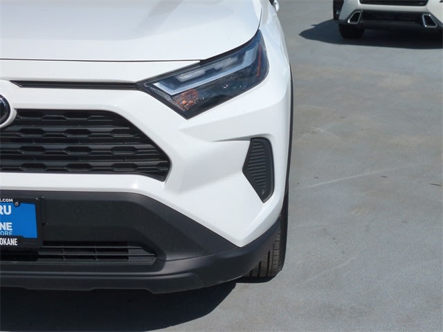 2024 Toyota RAV4 XLE 25