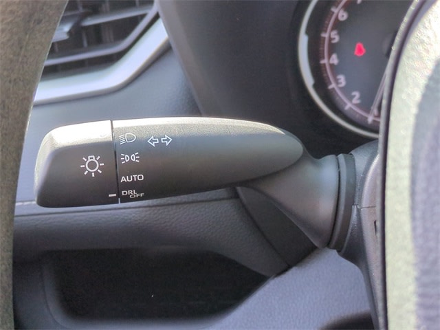 2024 Toyota RAV4 XLE 33