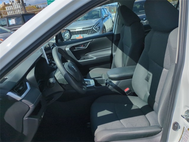 2024 Toyota RAV4 XLE 11
