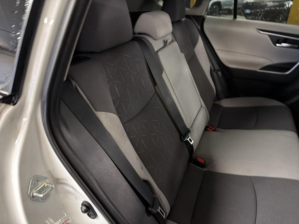 Thumbnail: 2019 Toyota RAV4 - 26