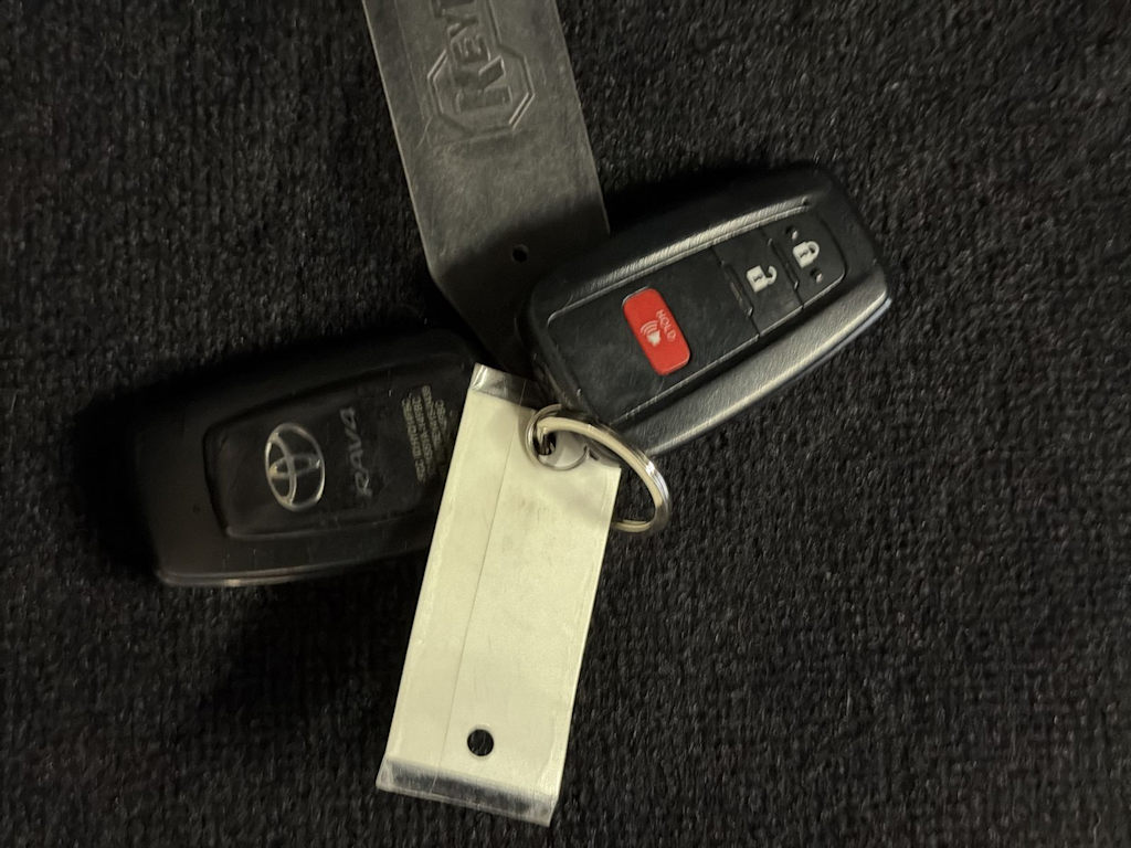 Thumbnail: 2019 Toyota RAV4 - 17