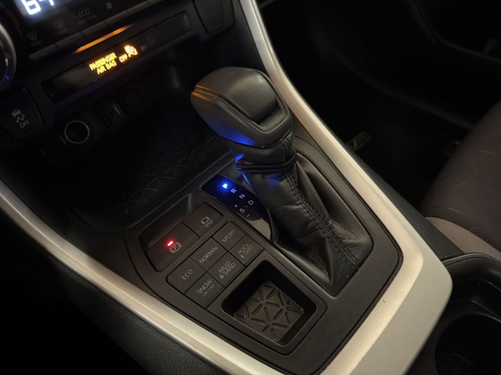 Thumbnail: 2019 Toyota RAV4 - 35