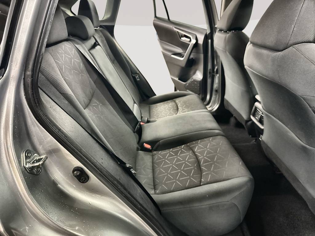 Thumbnail: 2021 Toyota RAV4 - 29