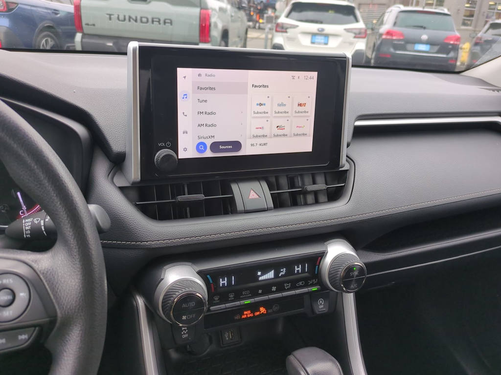 Thumbnail: 2024 Toyota RAV4 - 15