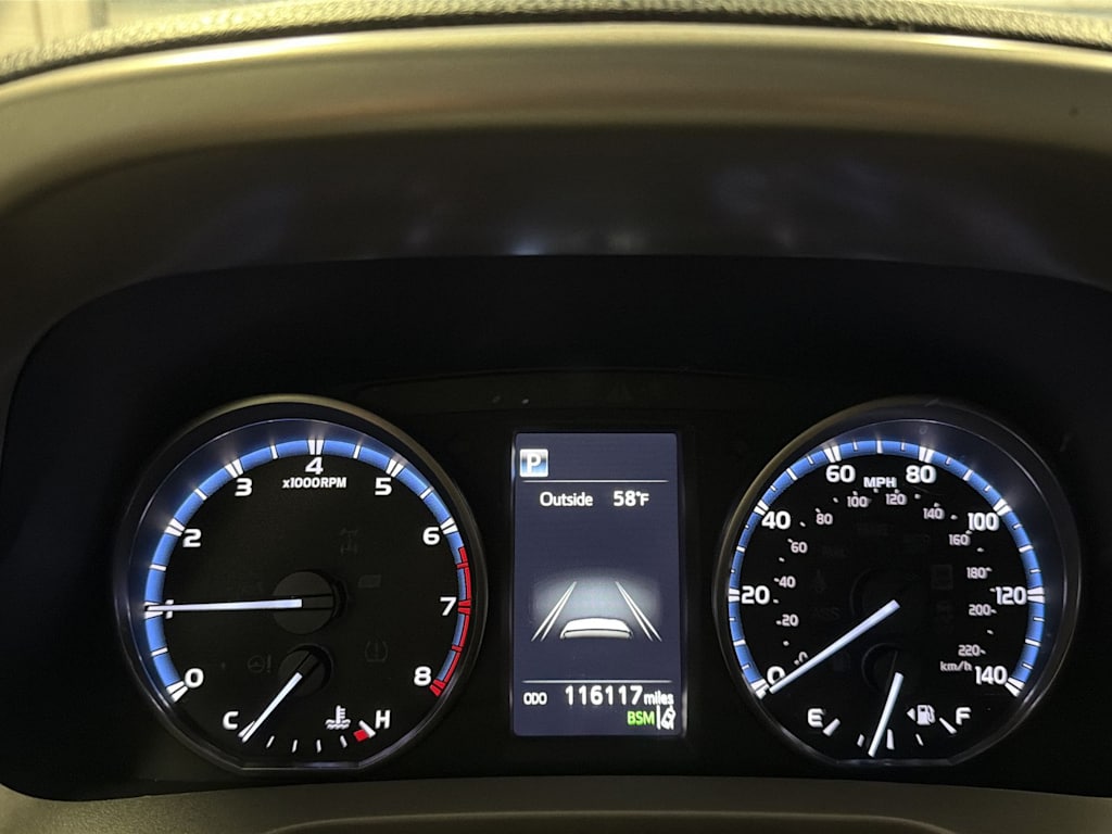 Thumbnail: 2018 Toyota RAV4 - 16
