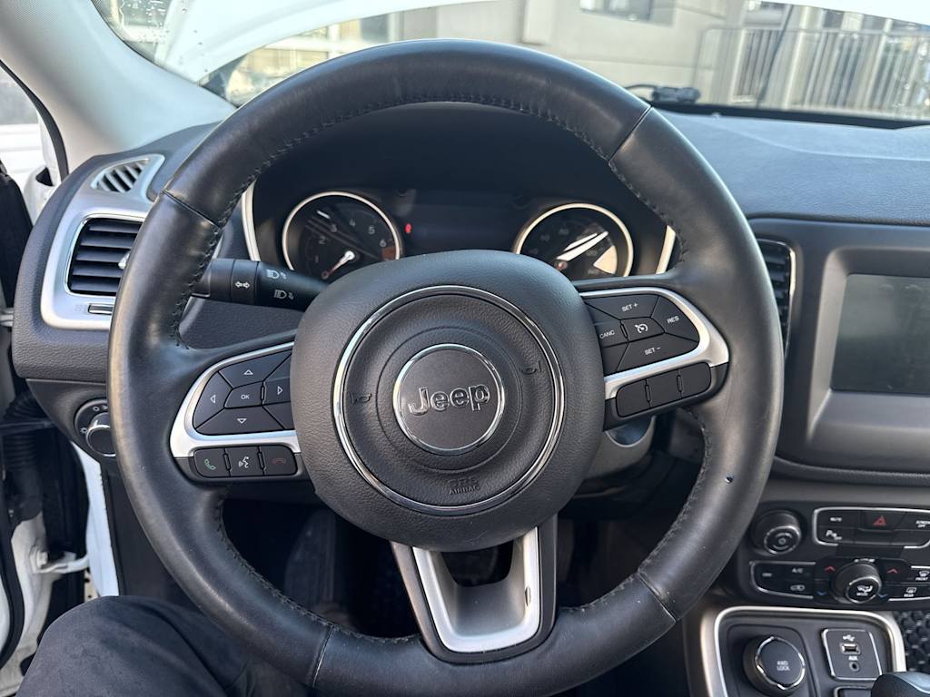 Thumbnail: 2018 Jeep Compass - 10