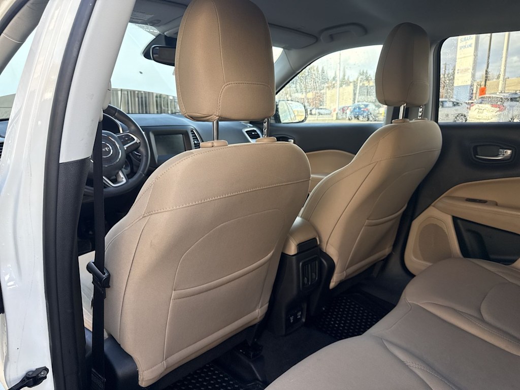 Thumbnail: 2018 Jeep Compass - 29