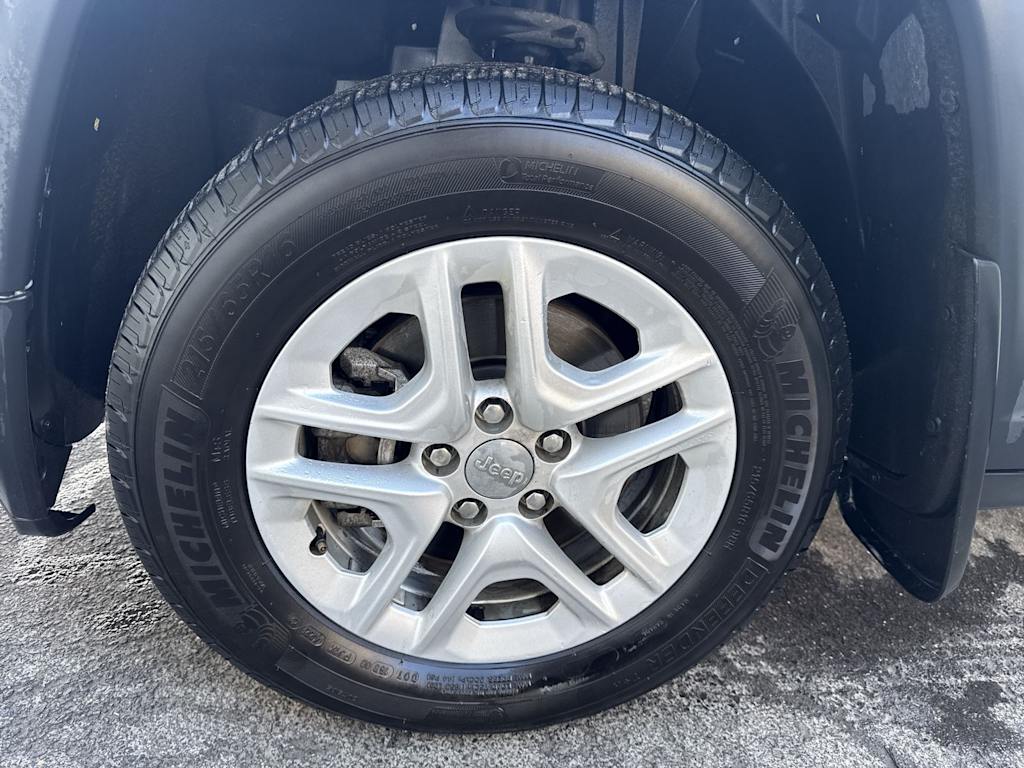 Thumbnail: 2018 Jeep Compass - 8