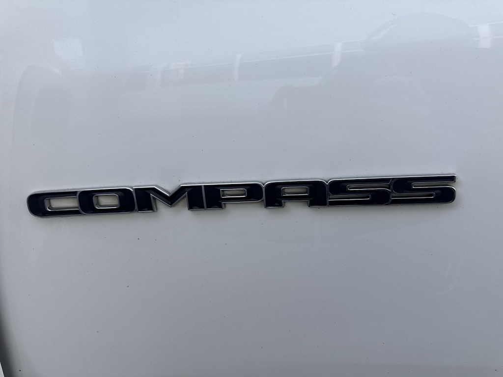 Thumbnail: 2018 Jeep Compass - 27