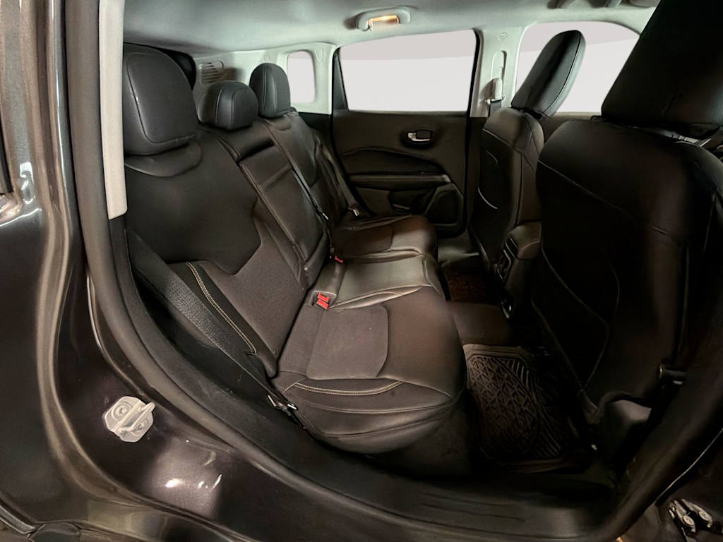 Thumbnail: 2018 Jeep Compass - 29