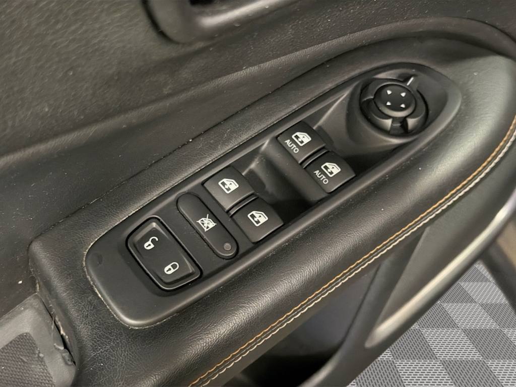 Thumbnail: 2018 Jeep Compass - 27