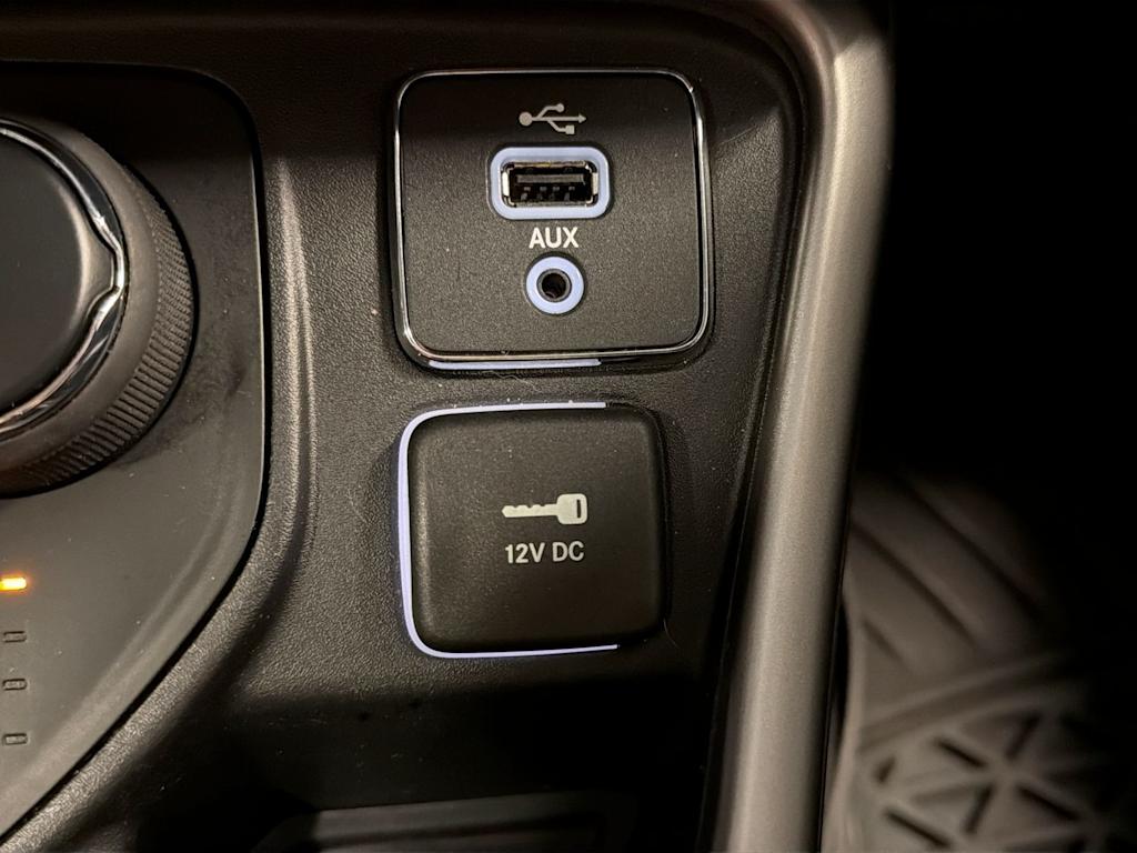 Thumbnail: 2018 Jeep Compass - 35