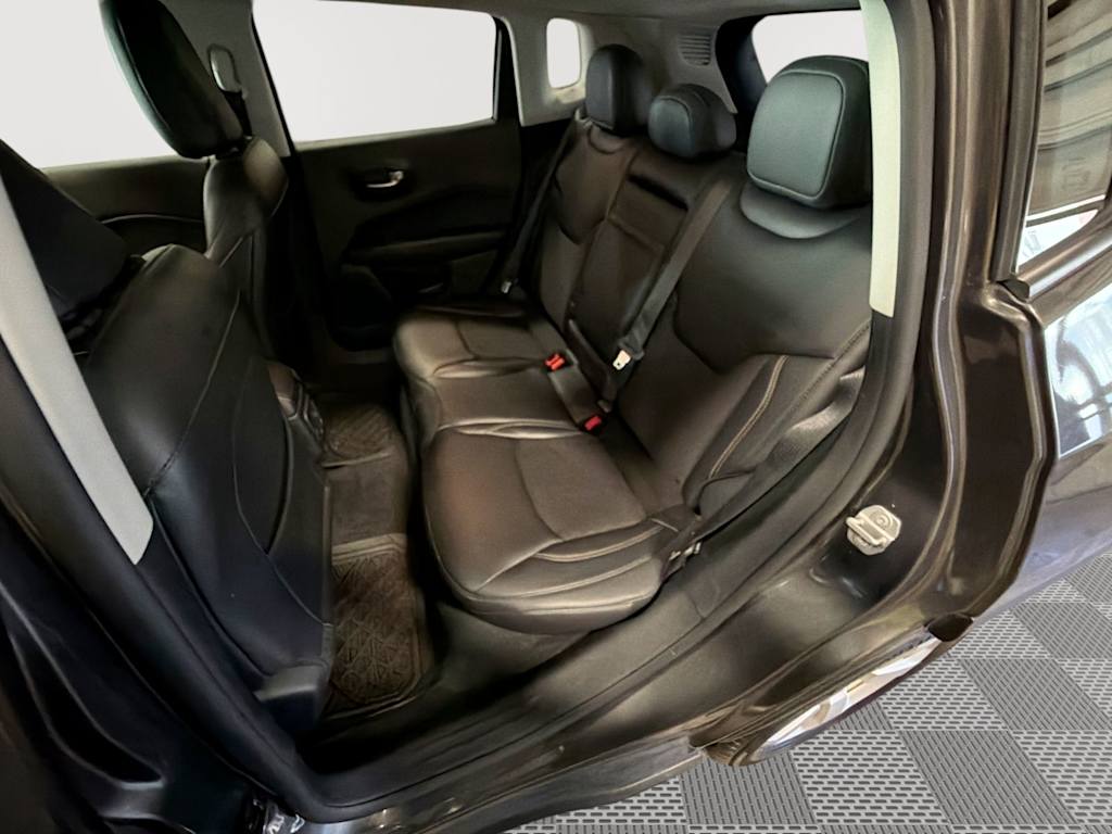Thumbnail: 2018 Jeep Compass - 28