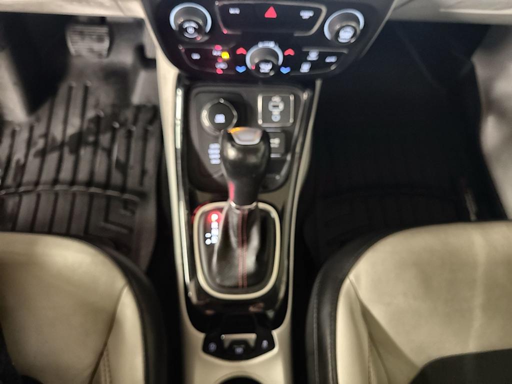 Thumbnail: 2018 Jeep Compass - 33