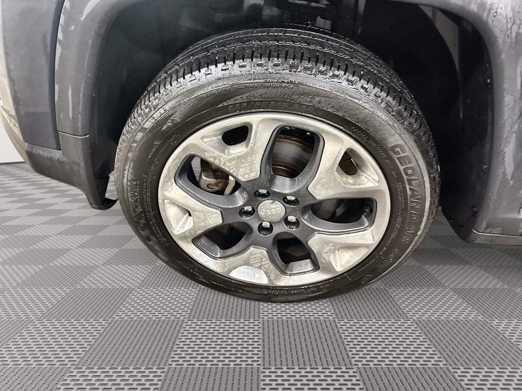 Thumbnail: 2018 Jeep Compass - 8