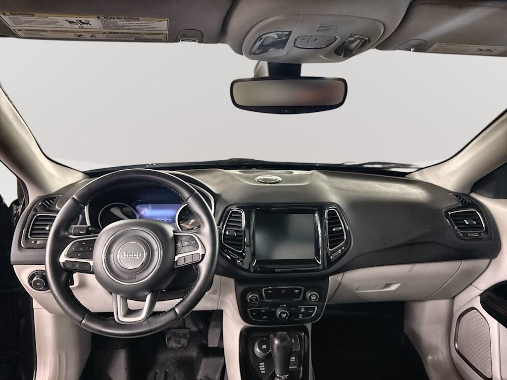 Thumbnail: 2018 Jeep Compass - 10