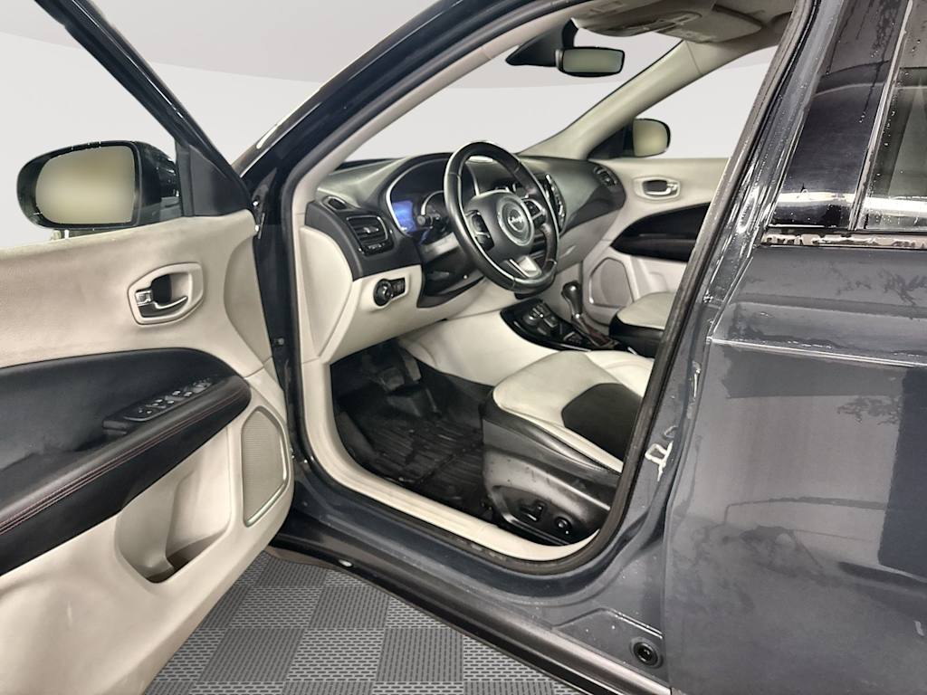 Thumbnail: 2018 Jeep Compass - 2
