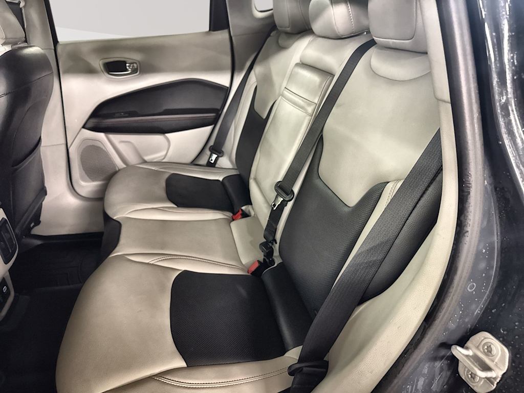 Thumbnail: 2018 Jeep Compass - 28