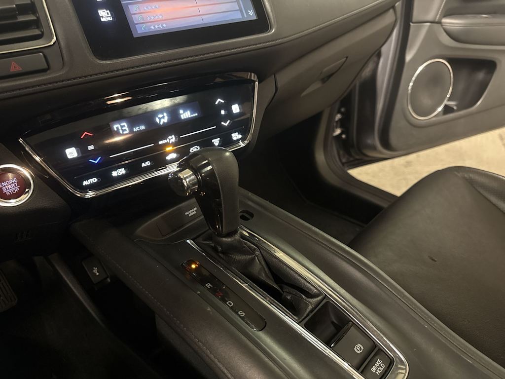 Thumbnail: 2017 Honda HR-V - 33