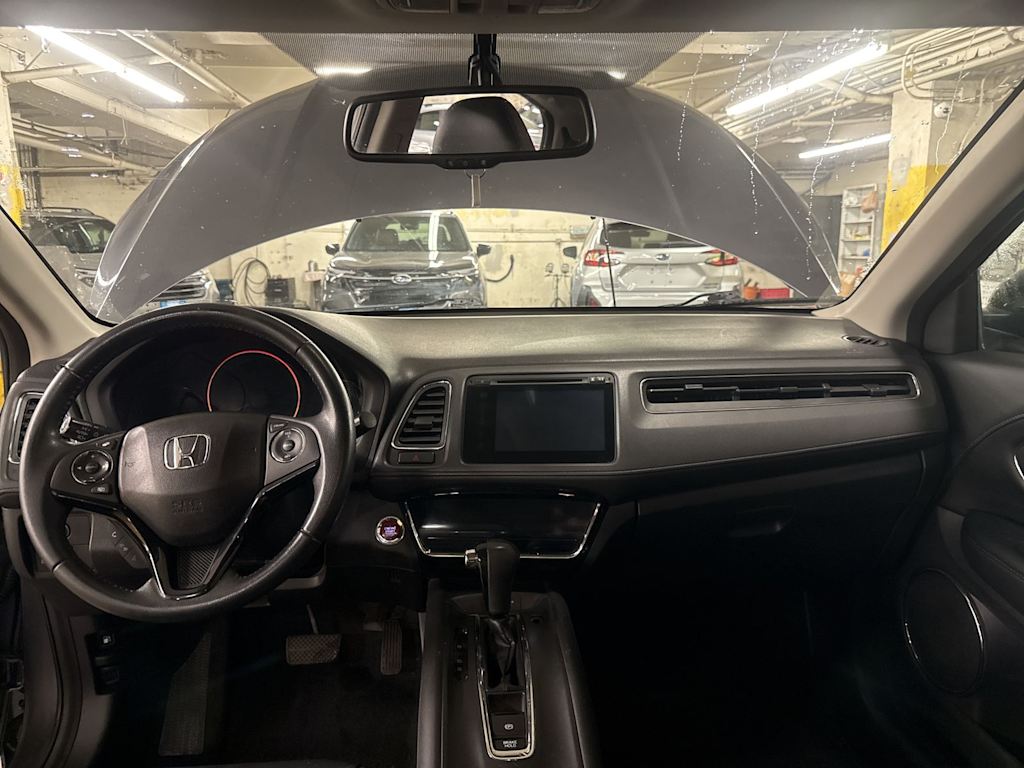 Thumbnail: 2017 Honda HR-V - 2