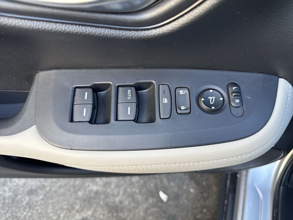 Thumbnail: 2023 Honda HR-V - 24