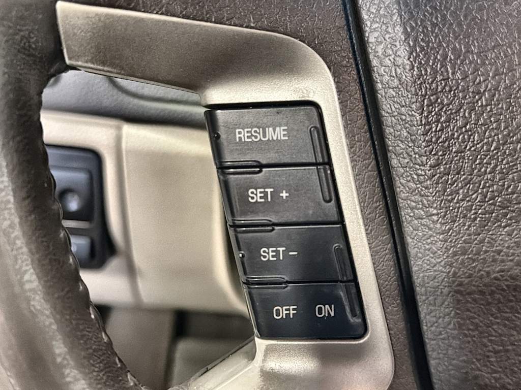 Thumbnail: 2010 Ford Fusion - 30