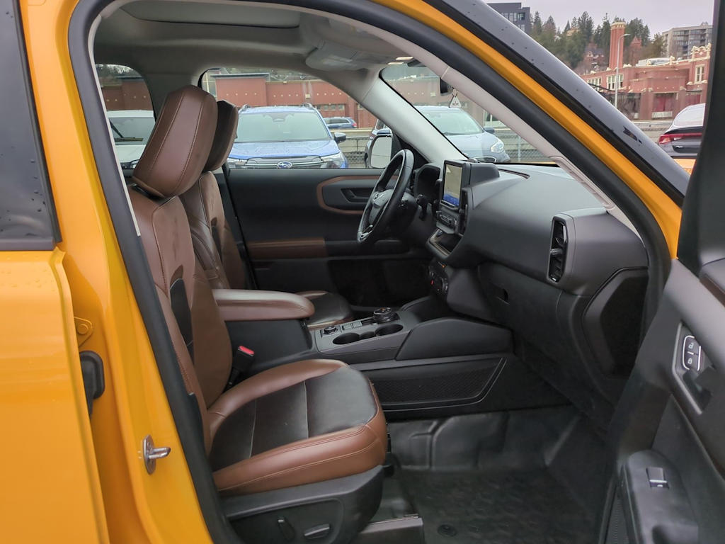 Thumbnail: 2021 Ford Bronco Sport - 12