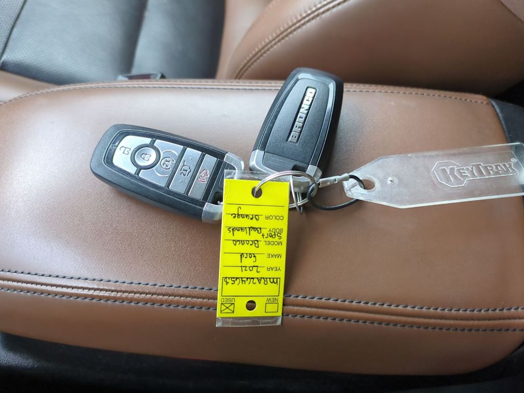 Thumbnail: 2021 Ford Bronco Sport - 18